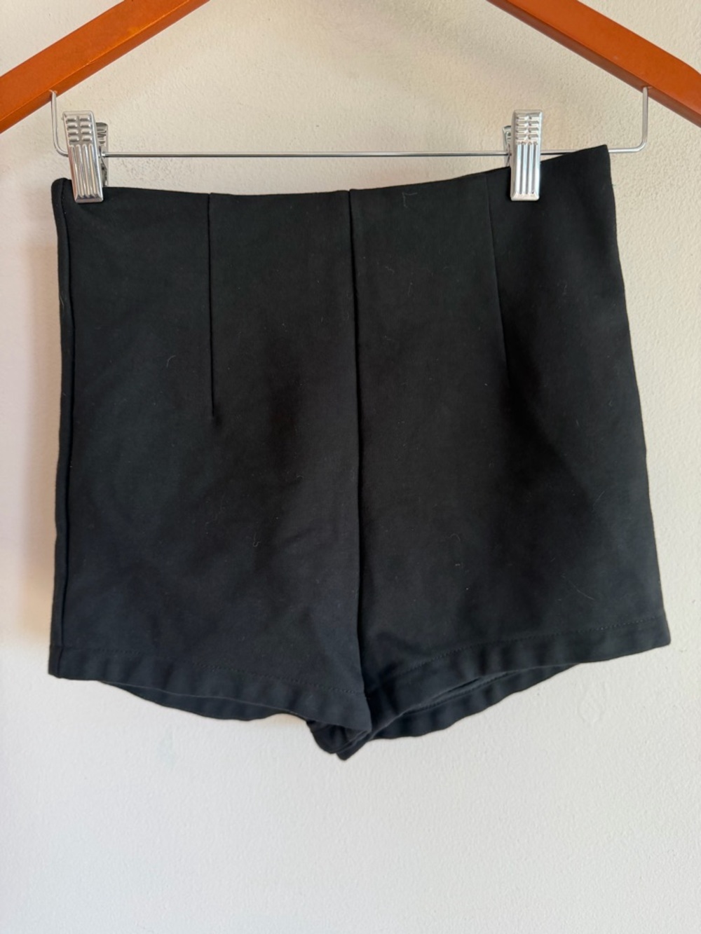 The NeMo's Black High Waisted Tailored Stretch Shorts Size M - Picture 1 of 5